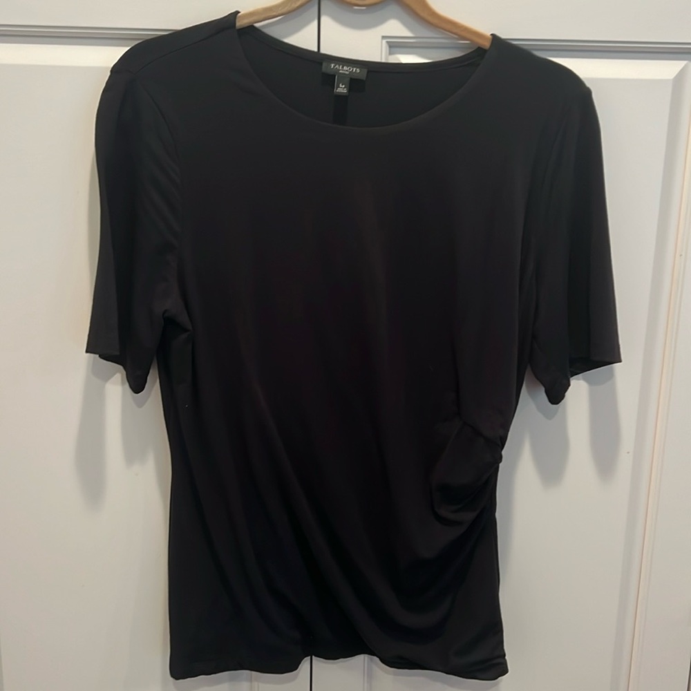 Talbots black short sleeve LP with short sleeves and rushing on the left side.
